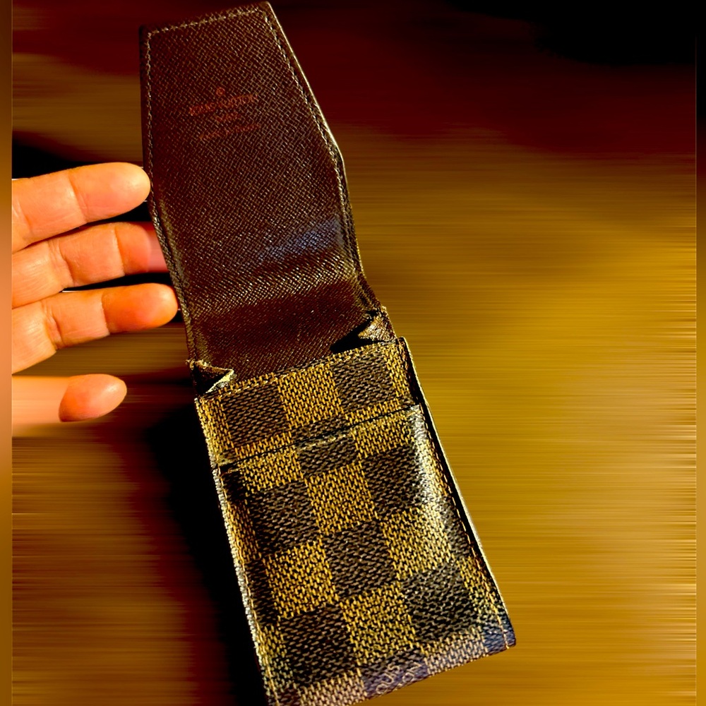 Authentic Vintage LOUIS VUITTON
Damier Ebene Etui Cigarette Case - Picture 1 of 9